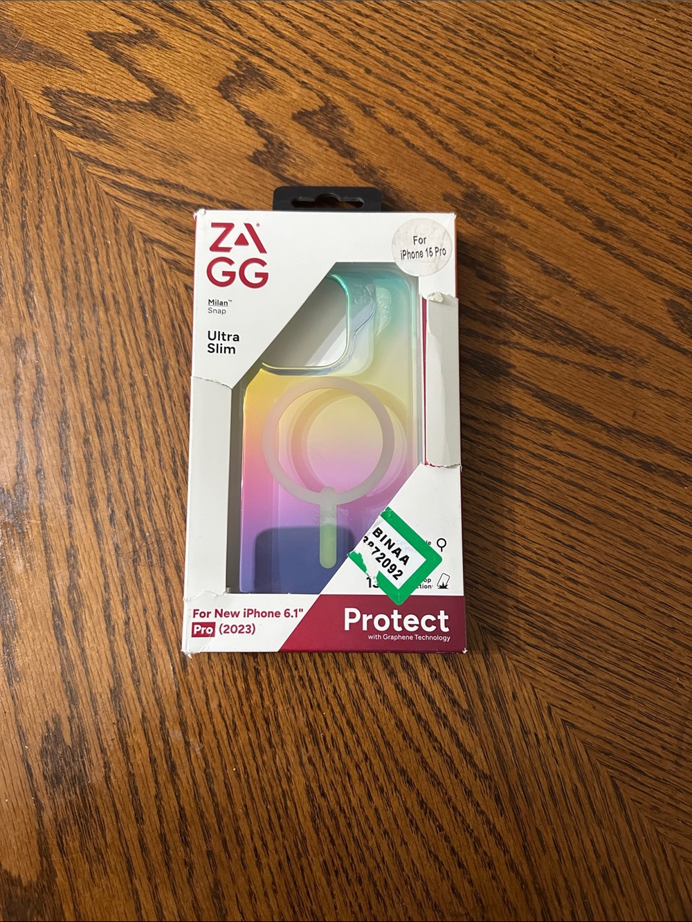ZAGG Milan Snap Ultra Slim iPhone 15 Pro Case - Rainbow Gradient